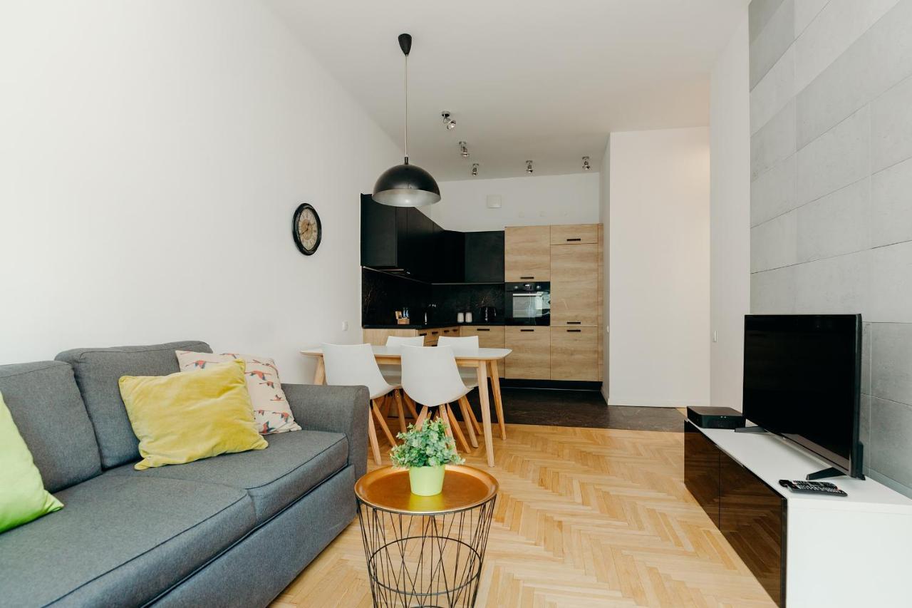 Shortstaypoland Grzybowska Varsóvia Exterior foto